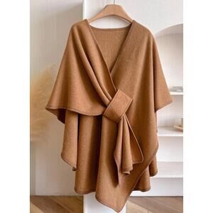 The fleece Company Shawl in Camel one size